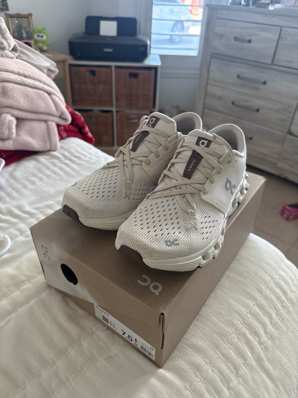 On Running Cloud X4 training shoes